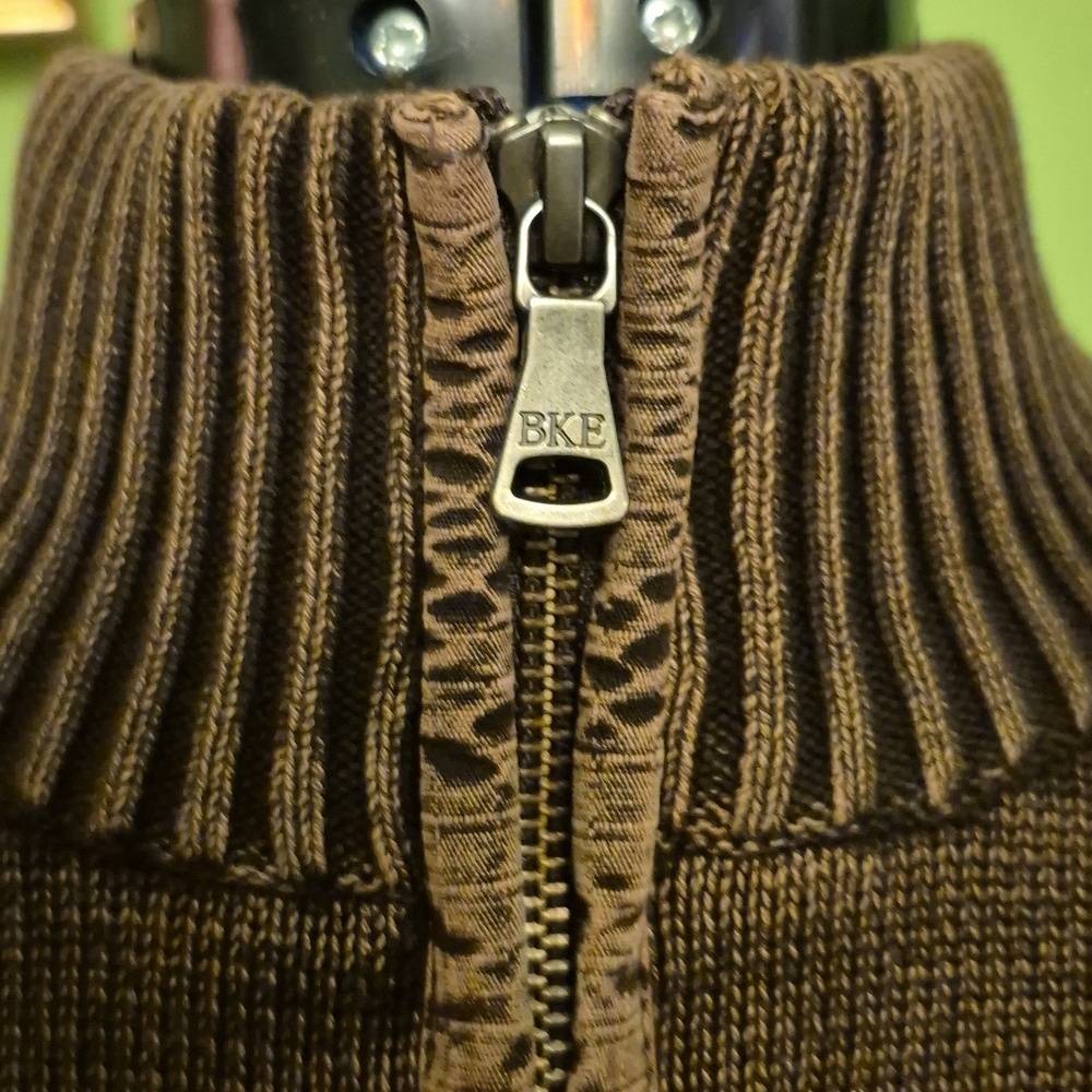 BKE Men's Dark Brown Mock Turtleneck 1/4 zip.XXL. Zip-Up Sweater.#1818) - Picture 3 of 16